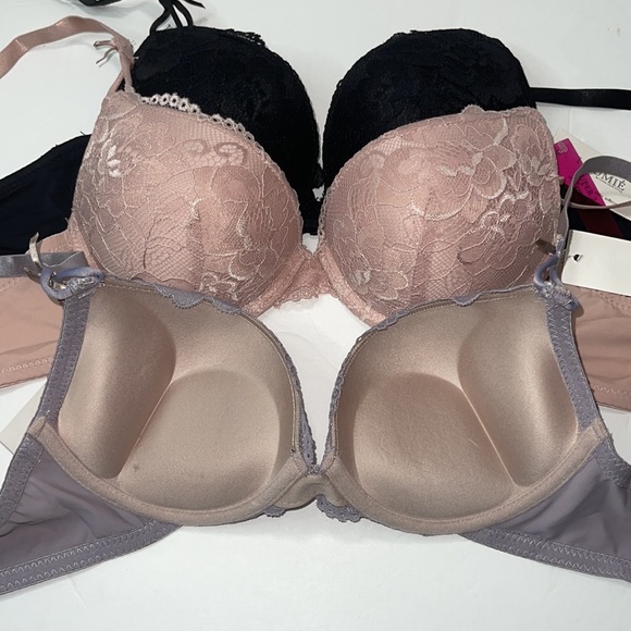 Bundle 3 Pieces 3 Hooks Super Push Up Extreme Double Padded Bombshell Bra. NWT - Picture 12 of 12